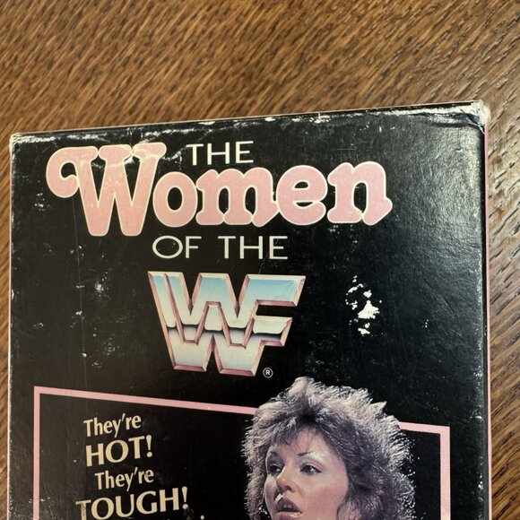 Coliseum Video WOMEN OF THE WWF VHS Vintage Tested And Working - Picture 12 of 16